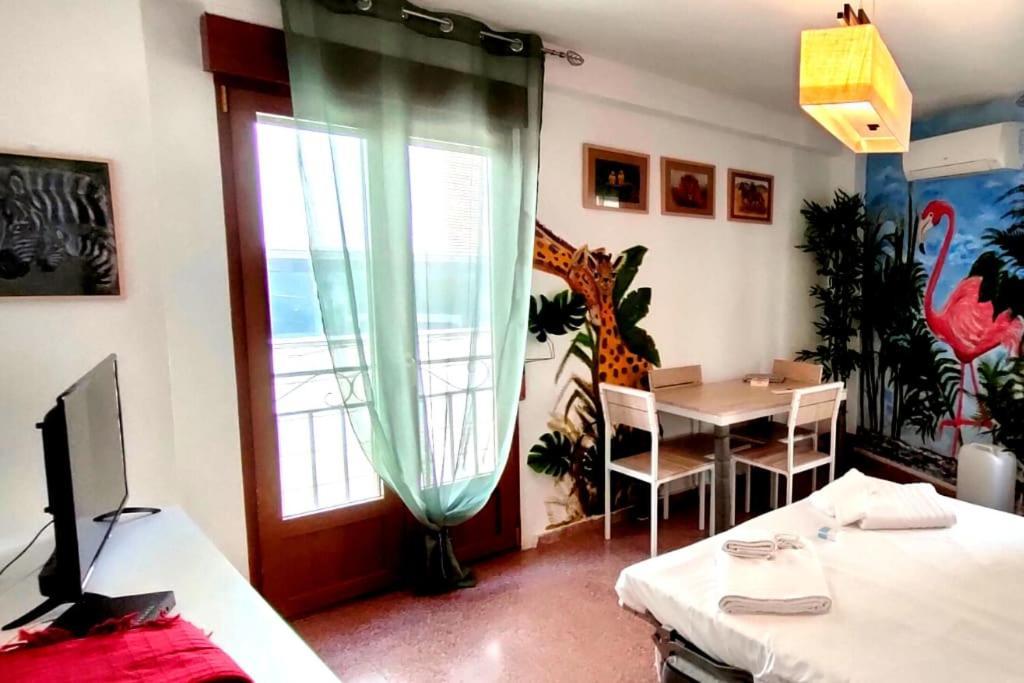 Apartamento En Zona De Ocio Casco Antiguo อาลิกันเต ภายนอก รูปภาพ